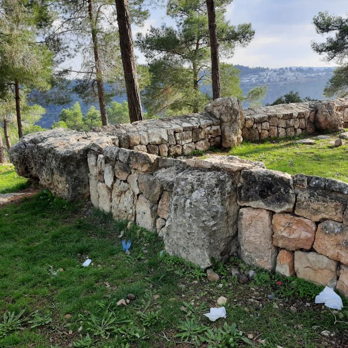 רכס הר הרוח – מצפור נוף, חניון ושביל טיול