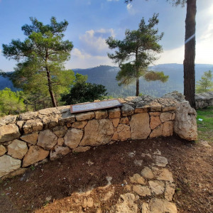 רכס הר הרוח – מצפור נוף, חניון ושביל טיול